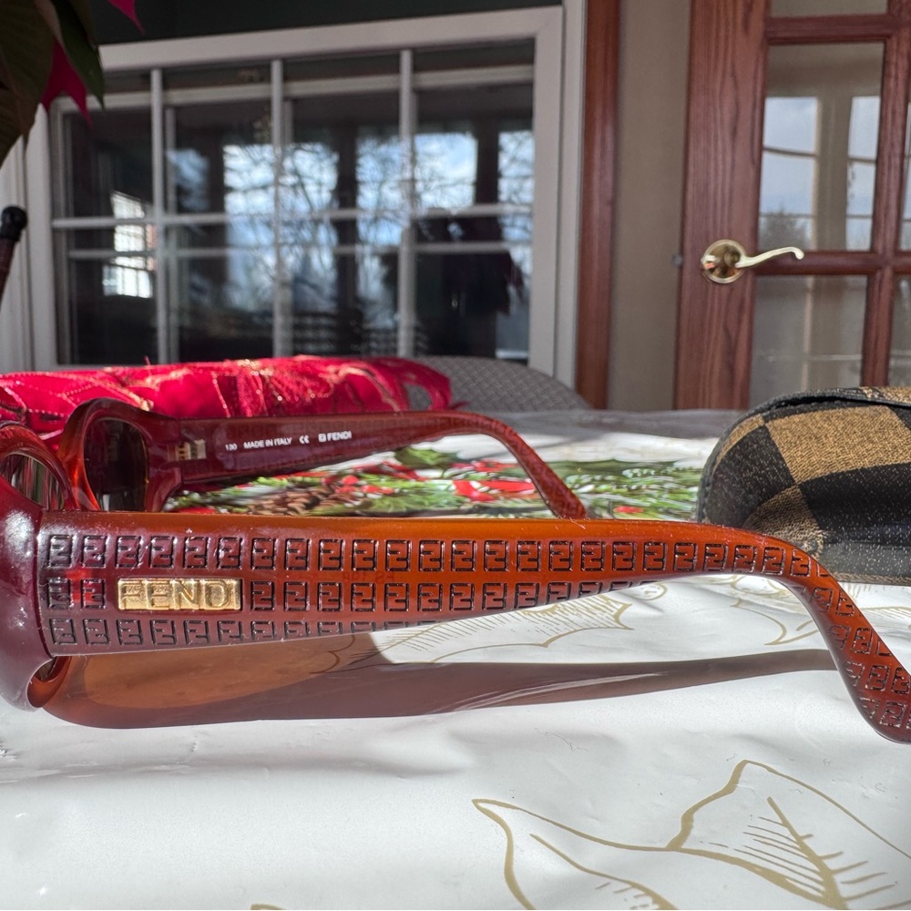 90s Authentic FENDI Style 198 Red Sunglasses with Checkered Case - Picture 2 of 10